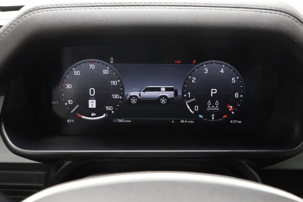 Certified 2025 Land Rover Defender 130 X-Dynamic SE AWD/4WD image 8