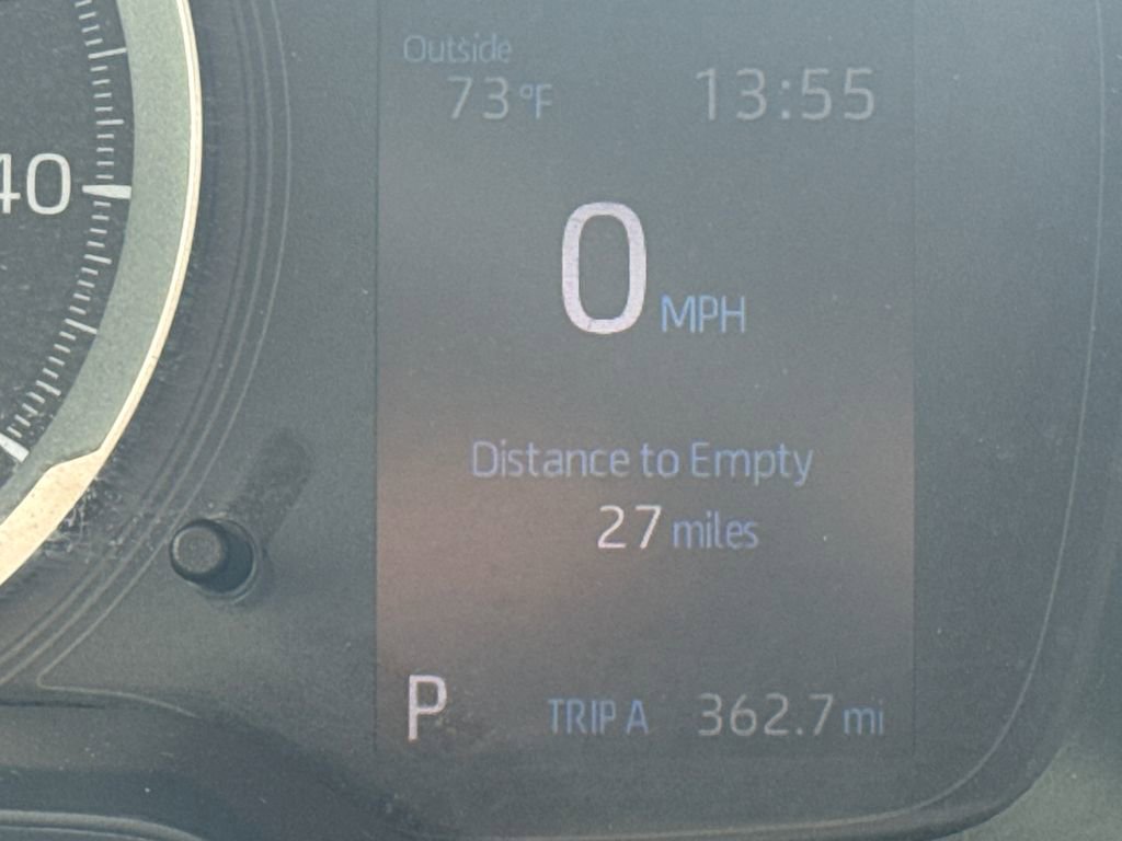 Used 2020 Toyota Corolla LE image 27