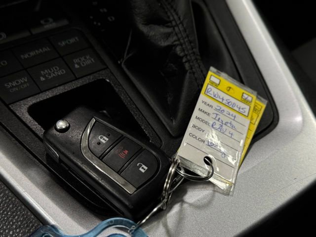 Used 2024 Toyota RAV4 LE image 34