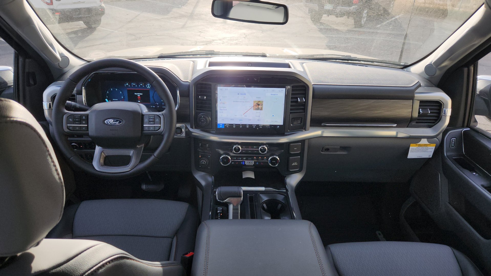 New 2025 Ford F150 Lariat w/ Equipment Group 501A Mid image 23