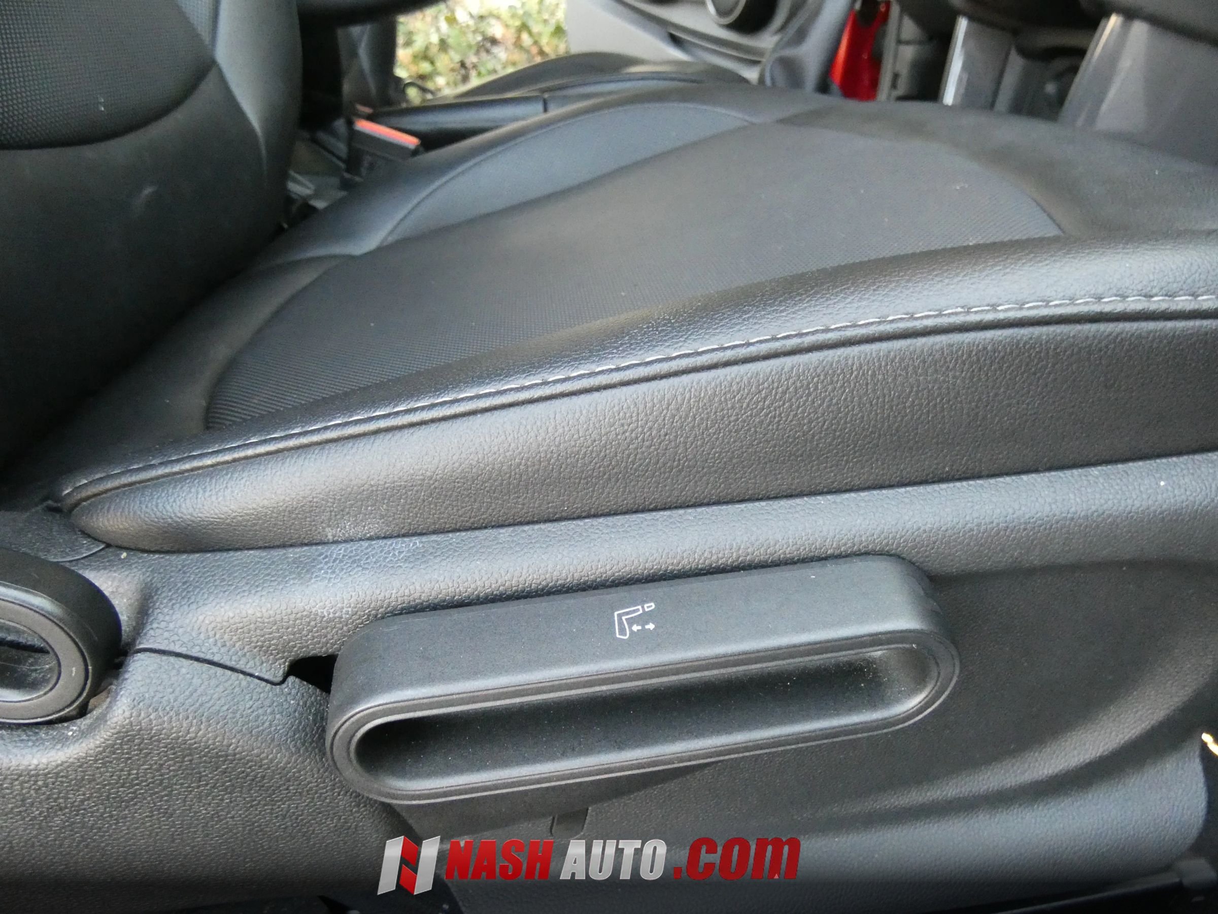 Used 2017 MINI Cooper 2-Door Hardtop FWD image 22