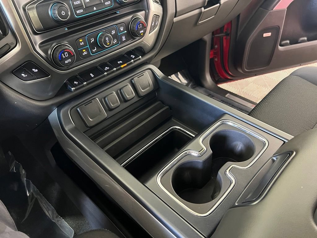 Used 2017 Chevrolet Silverado 1500 LT w/ All Star Edition AWD/4WD image 28