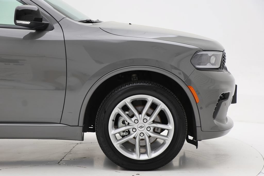 Used 2025 Dodge Durango GT AWD/4WD image 4
