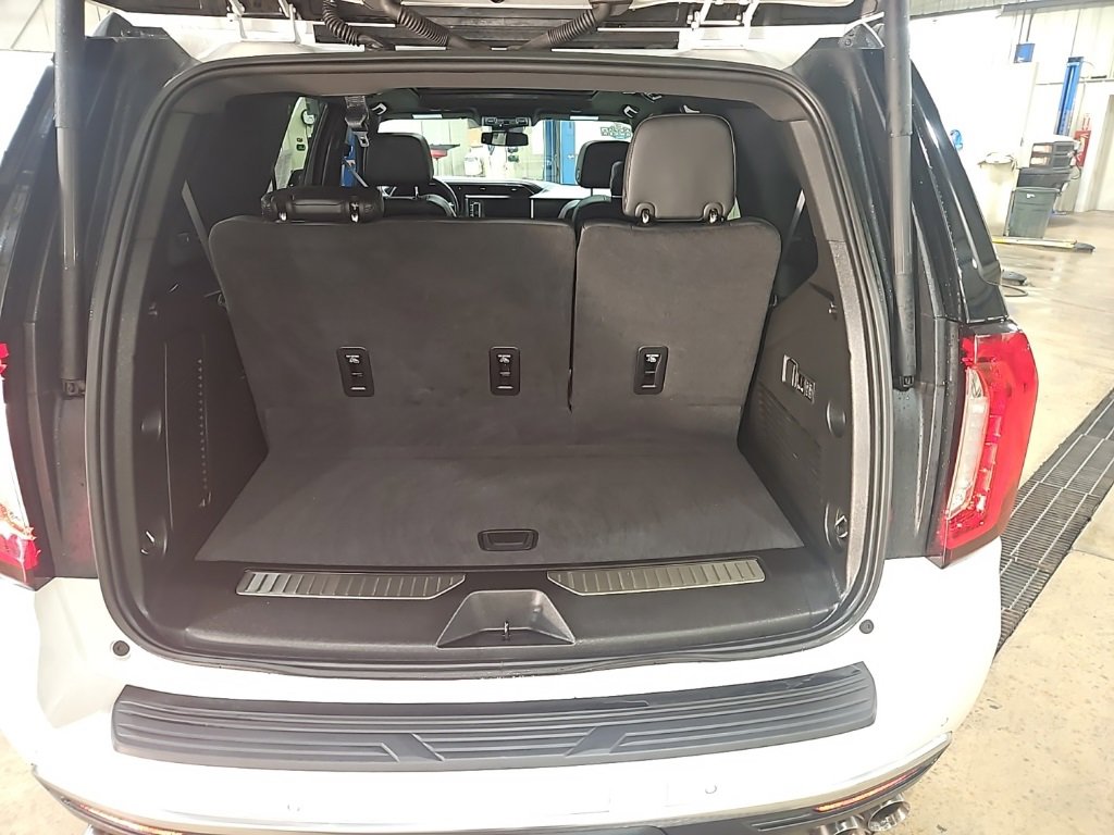 Used 2024 GMC Yukon Denali w/ Max Trailering Package image 31
