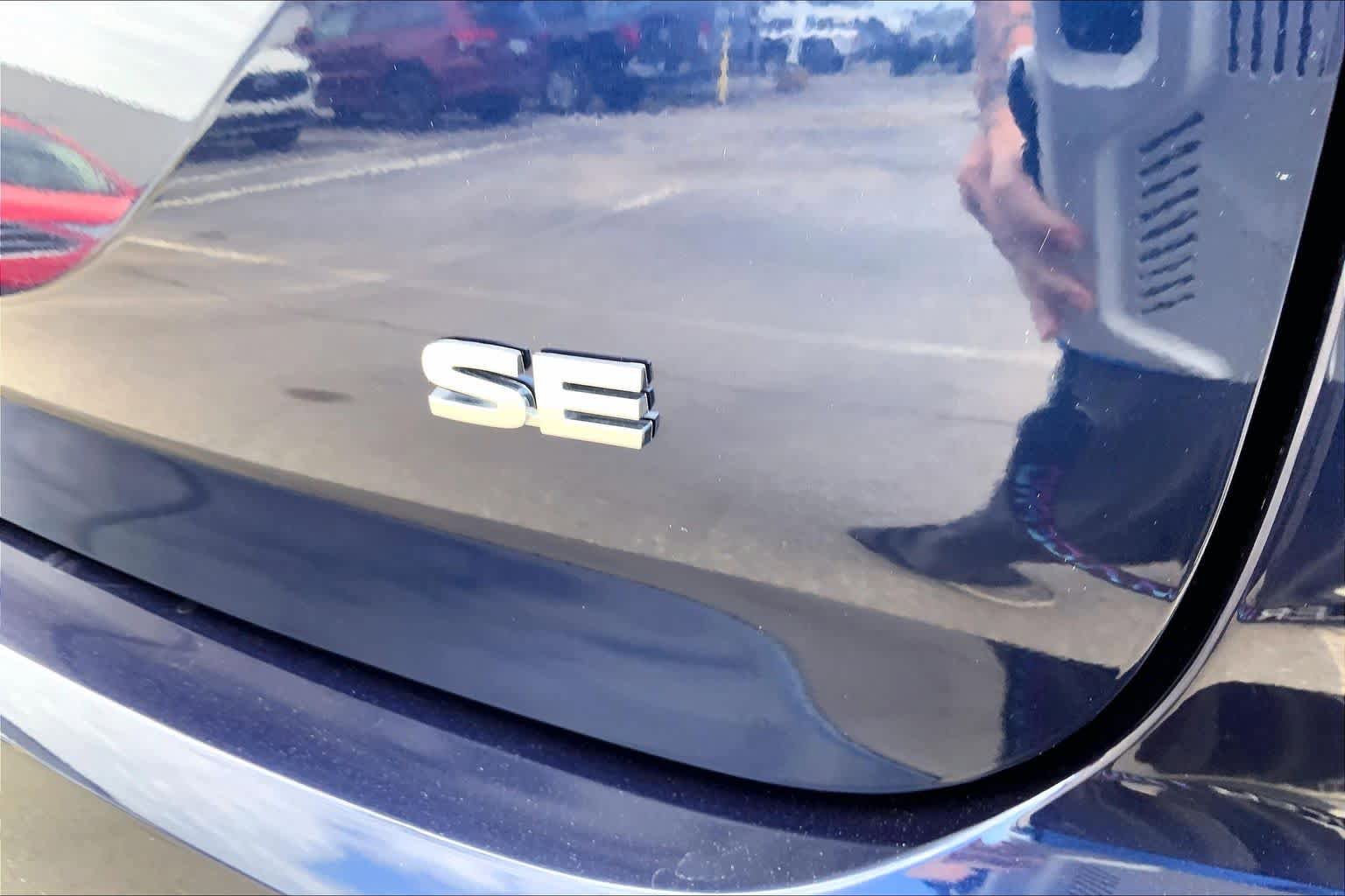 Used 2024 Mitsubishi Outlander SE FWD image 10