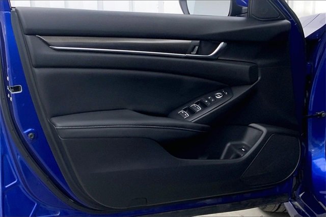 Used 2018 Honda Accord Sport image 20