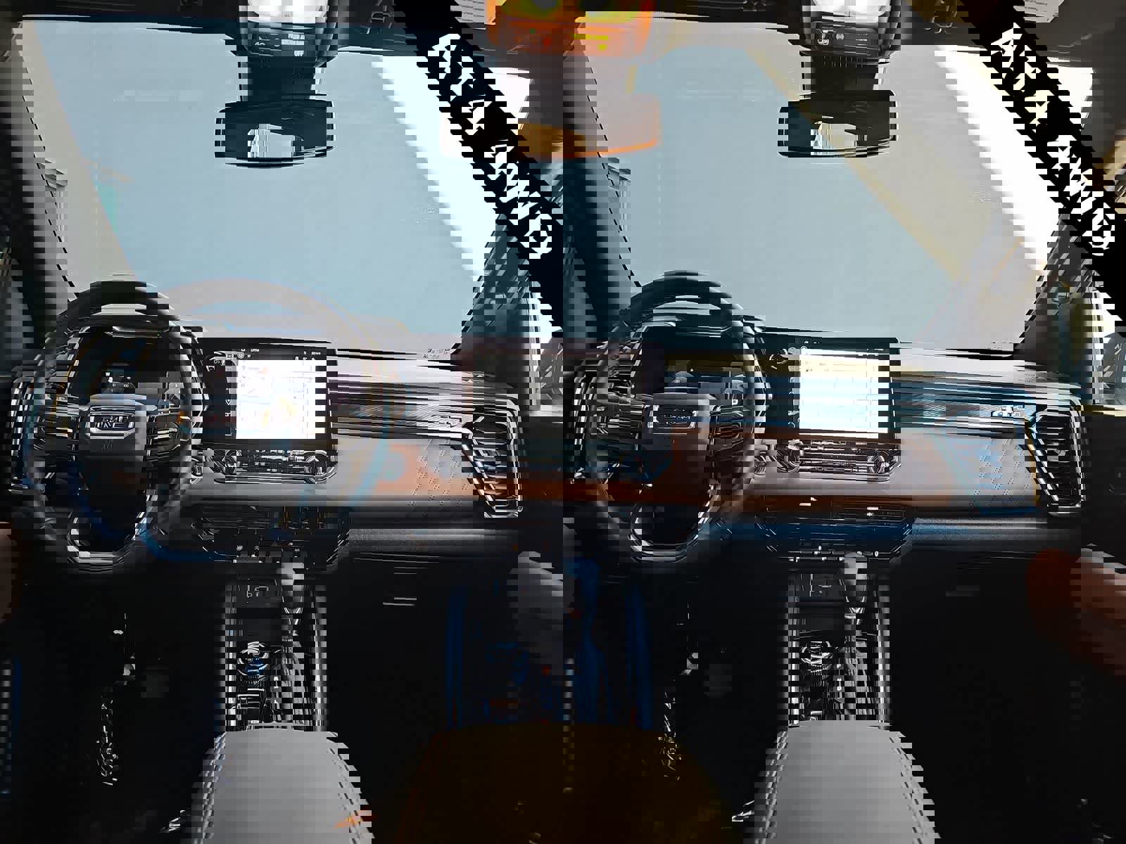 Used 2025 GMC Canyon AT4 w/ Nightfall Edition image 14