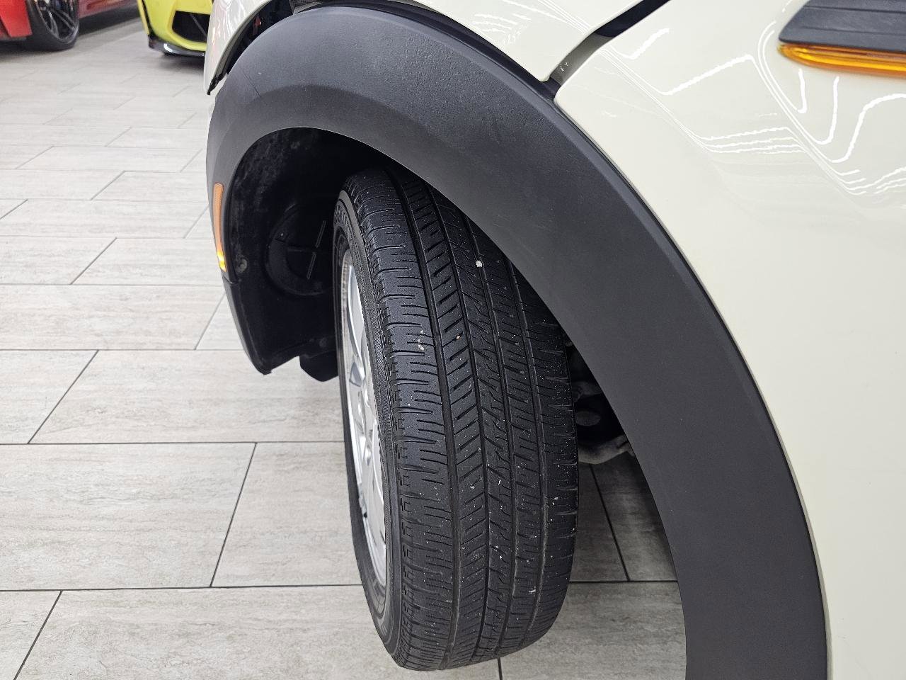 Used 2016 MINI Cooper 2-Door Hardtop image 35