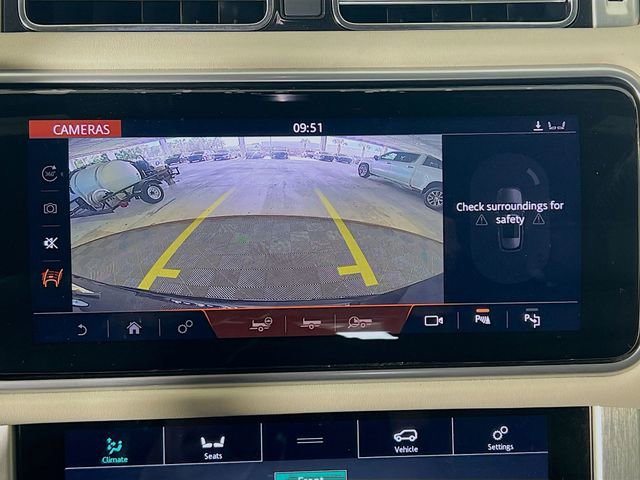 Used 2019 Land Rover Range Rover Long Wheelbase Autobiography AWD/4WD image 22
