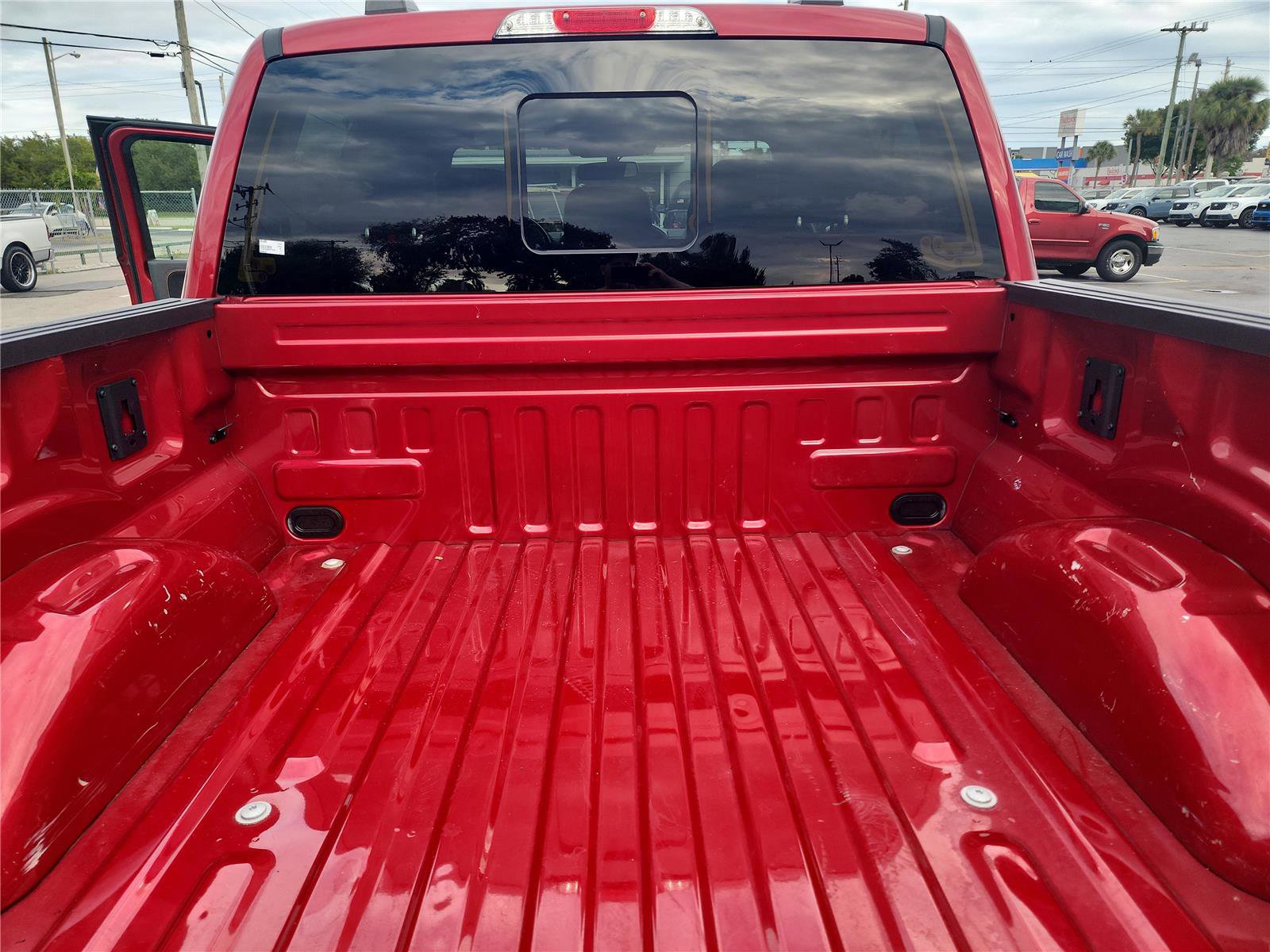 Certified 2022 Ford F150 Platinum w/ Max Trailer Tow Package image 24