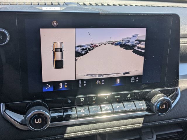Used 2023 Chevrolet Colorado LT w/ LT Convenience Package II AWD/4WD image 17
