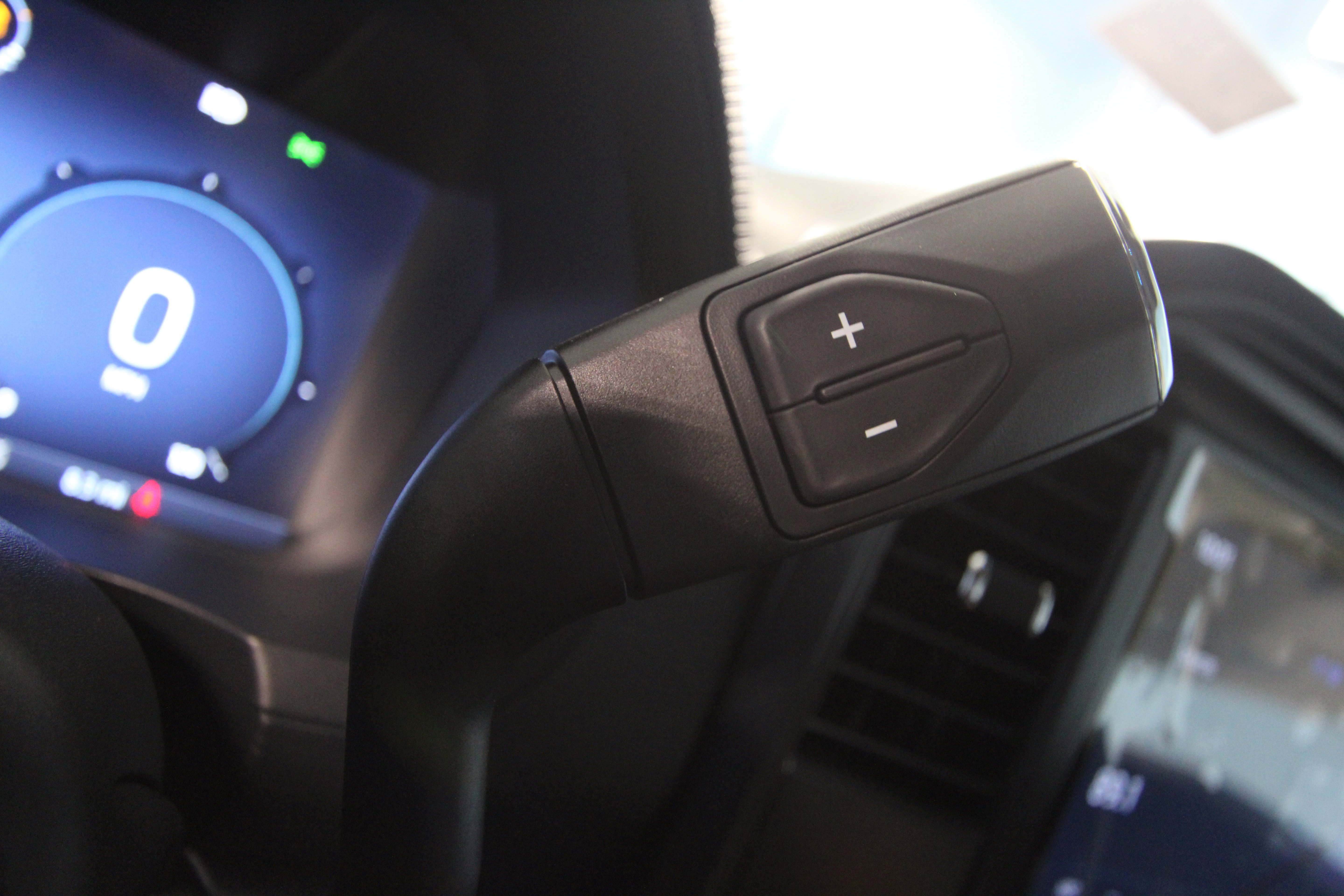 New 2025 Ford F150 XL w/ Equipment Group 103A High image 11