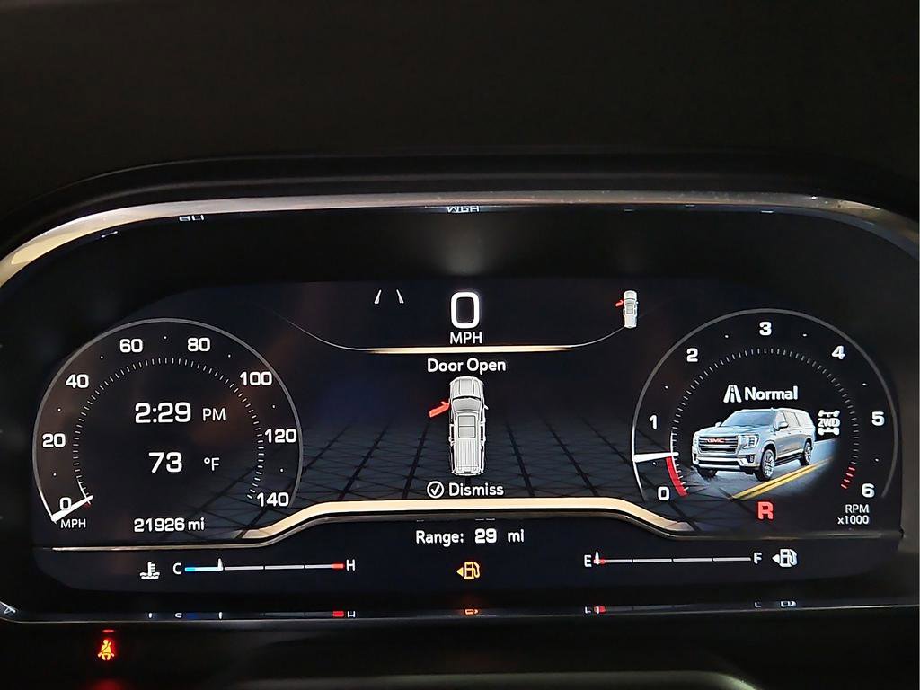 Used 2023 GMC Yukon SLT w/ SLT Luxury Package image 24