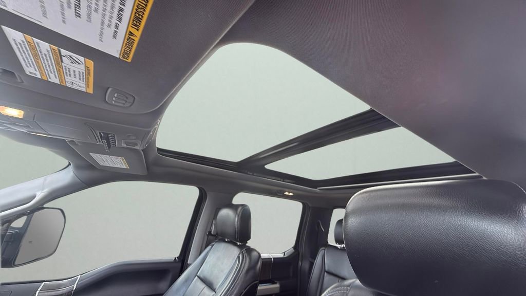 Used 2020 Ford F350 Lariat w/ Lariat Ultimate Package image 24