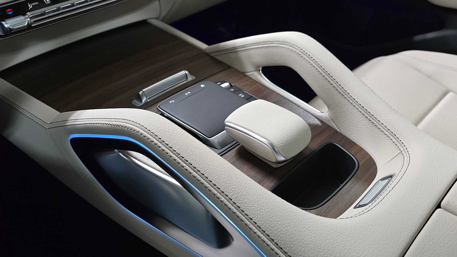 New 2026 Mercedes-Benz GLE 450 4MATIC image 32