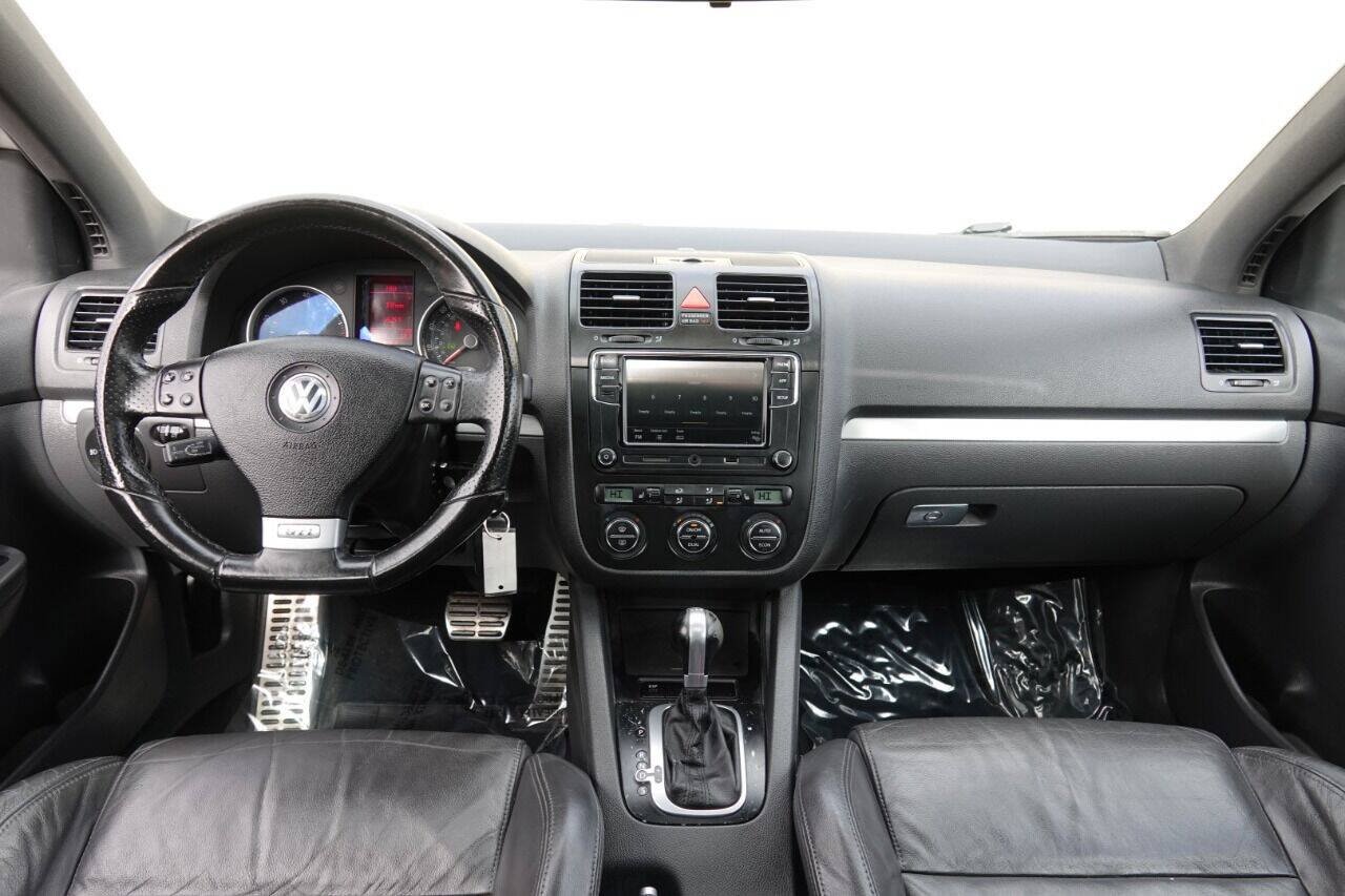 Used 2007 Volkswagen GTI 4-Door FWD image 62