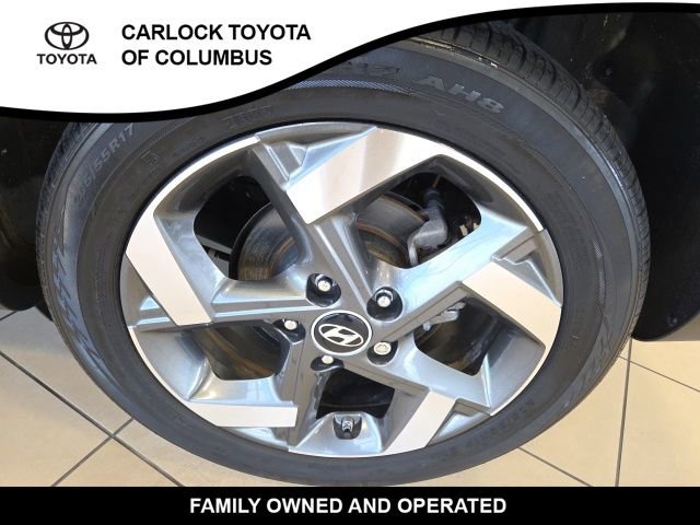 Used 2022 Hyundai Venue Limited FWD image 10