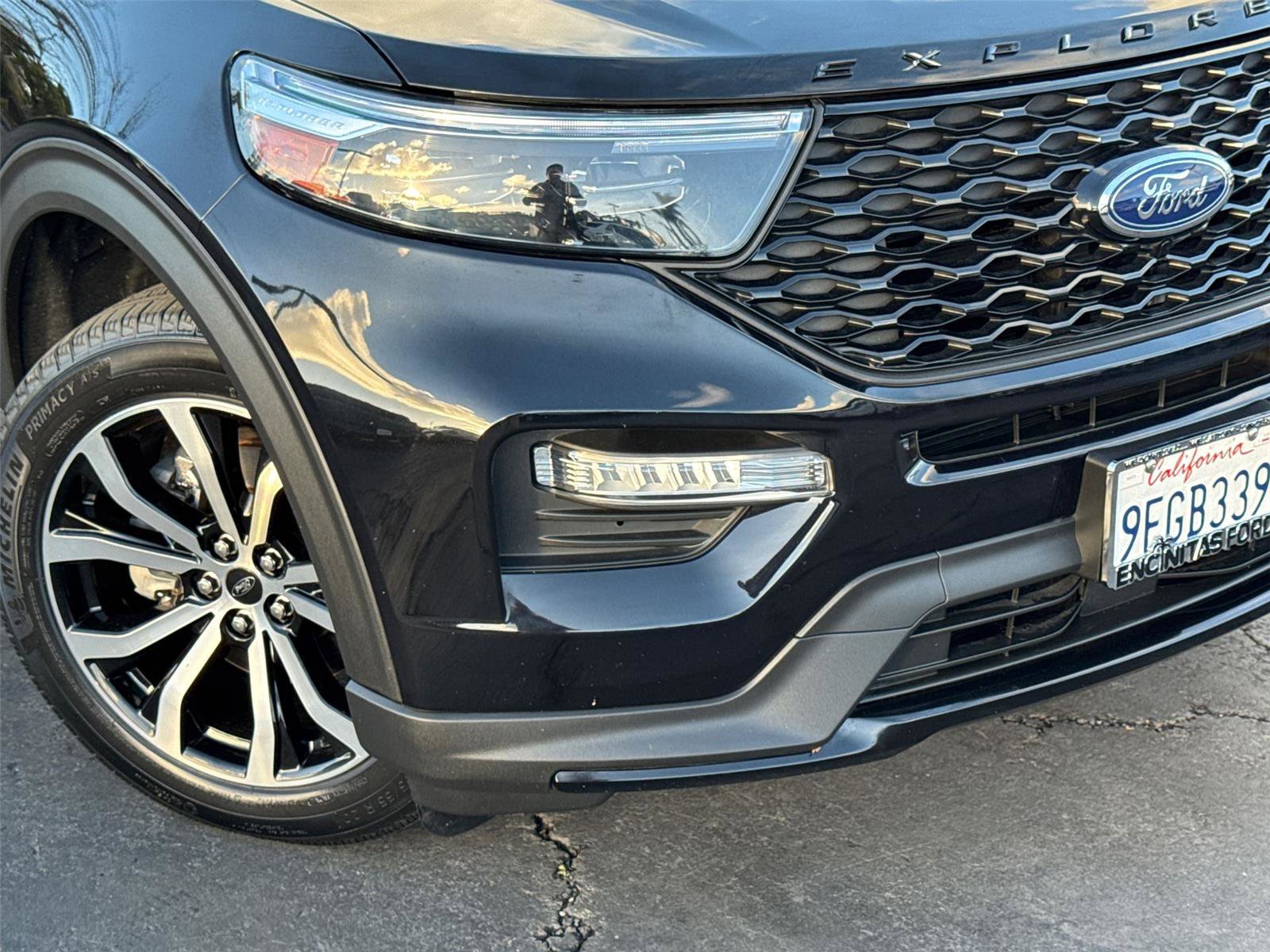 Certified 2023 Ford Explorer ST image 3