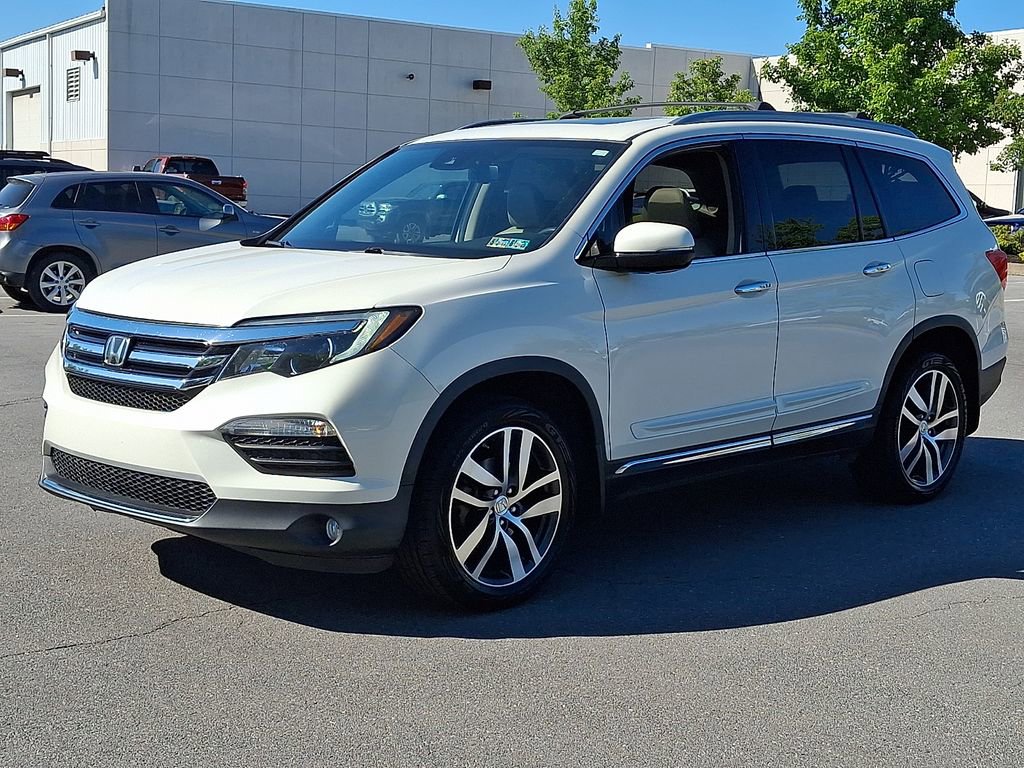 Used 2017 Honda Pilot Touring image 6
