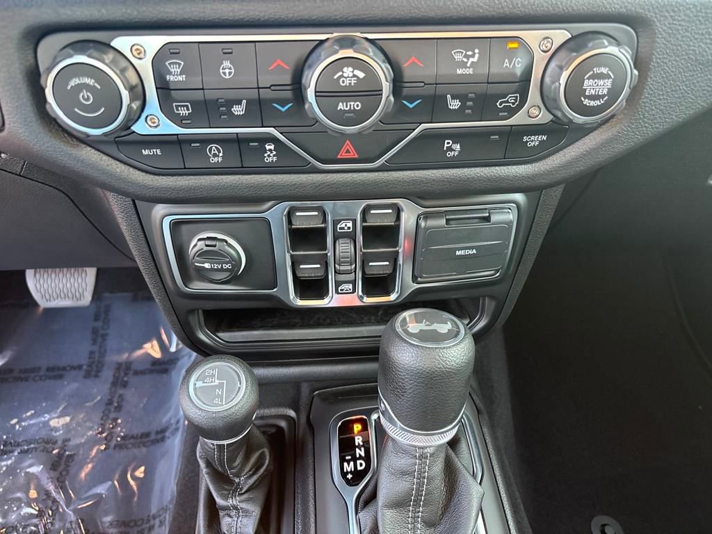 New 2025 Jeep Wrangler Sport S image 15