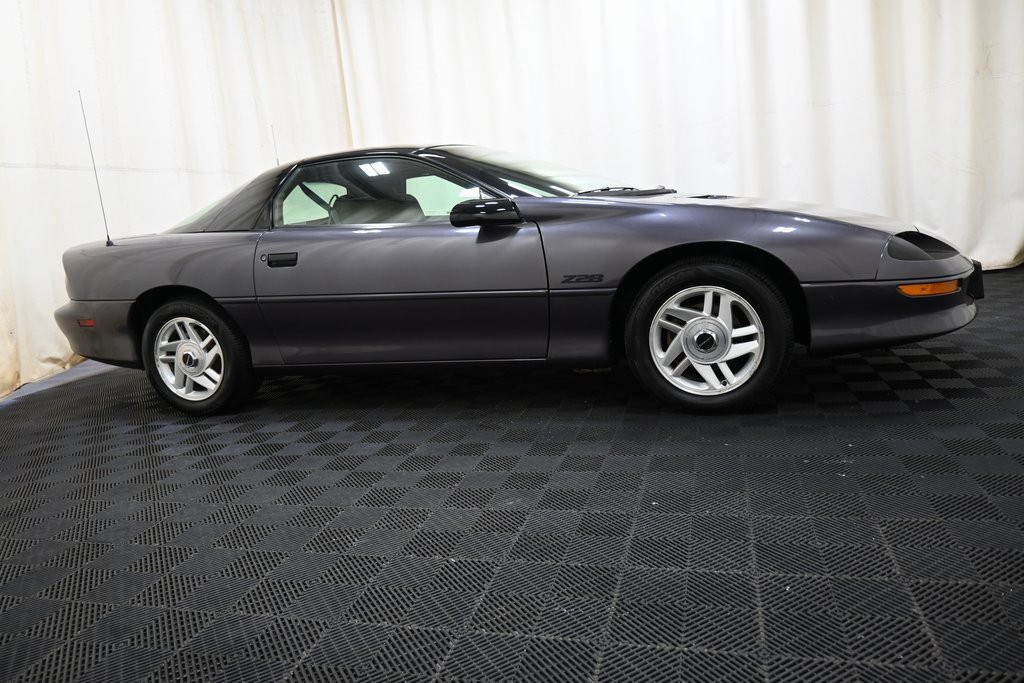 Used 1993 Chevrolet Camaro Z28 image 10