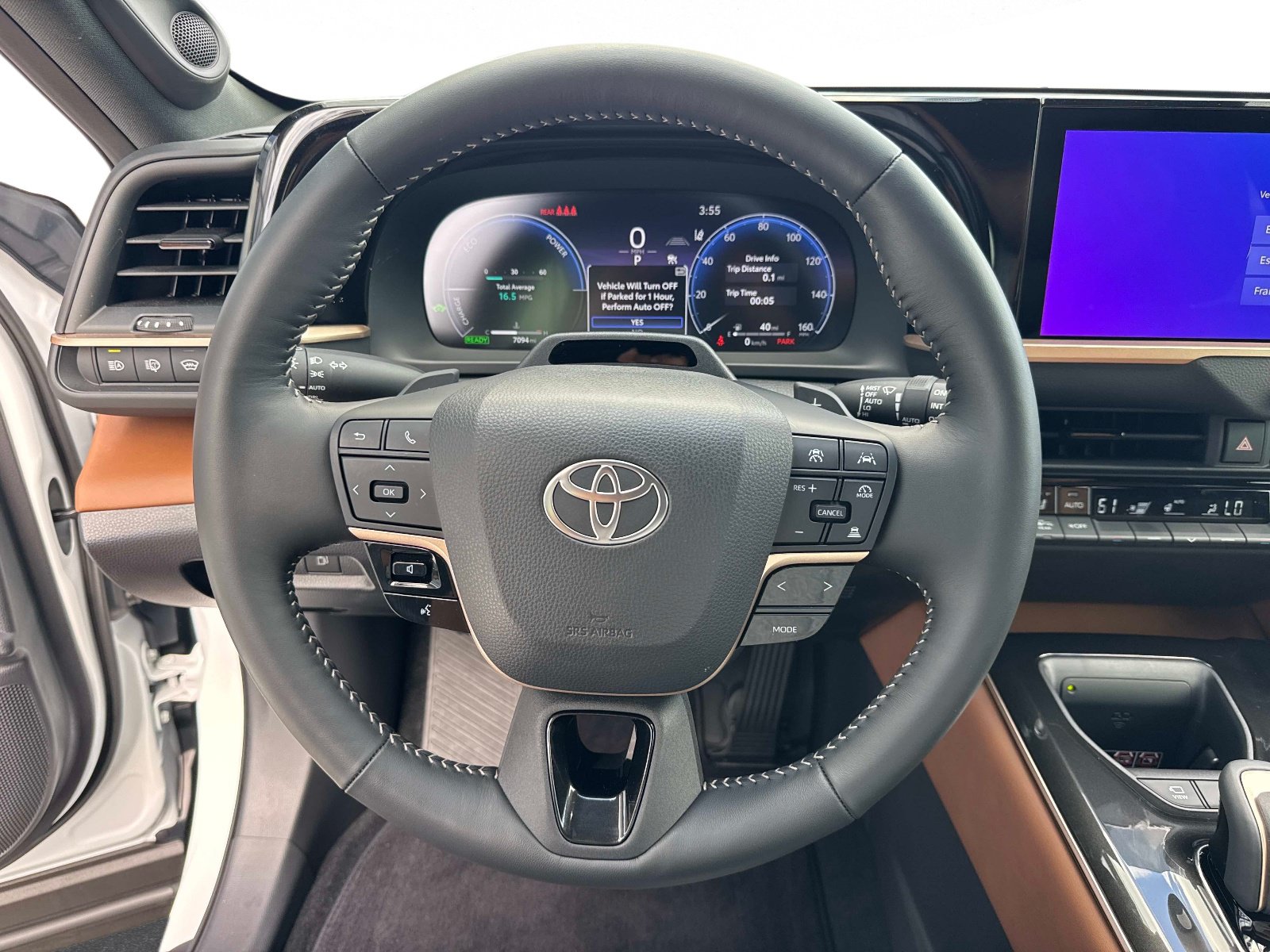 Used 2025 Toyota Crown Signia w/ Advanced Technology Package AWD/4WD image 29