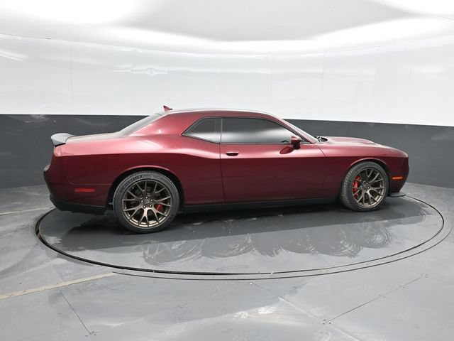 Used 2017 Dodge Challenger SRT Hellcat RWD image 4
