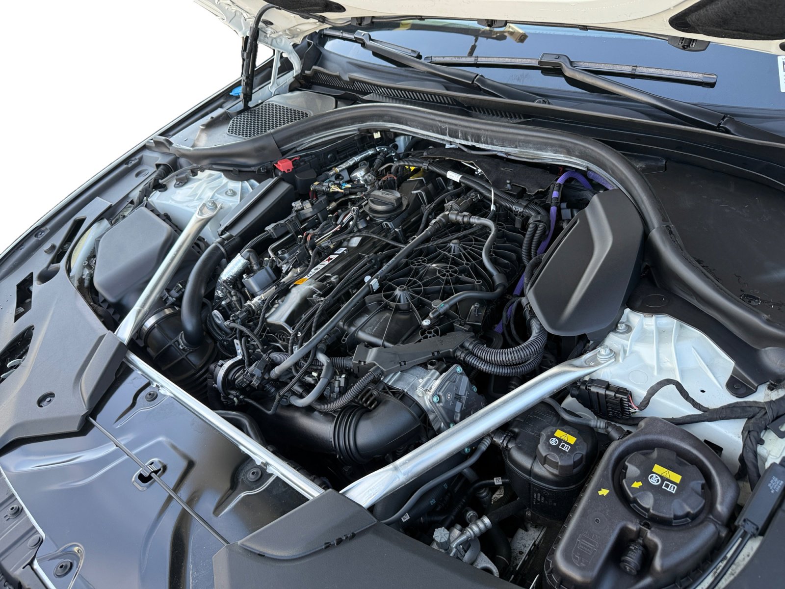 Used 2022 BMW 540i w/ Premium Package image 13