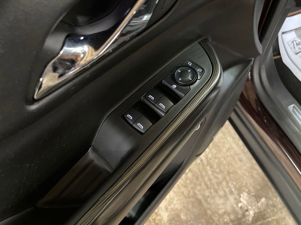 Used 2017 GMC Acadia SLT image 12