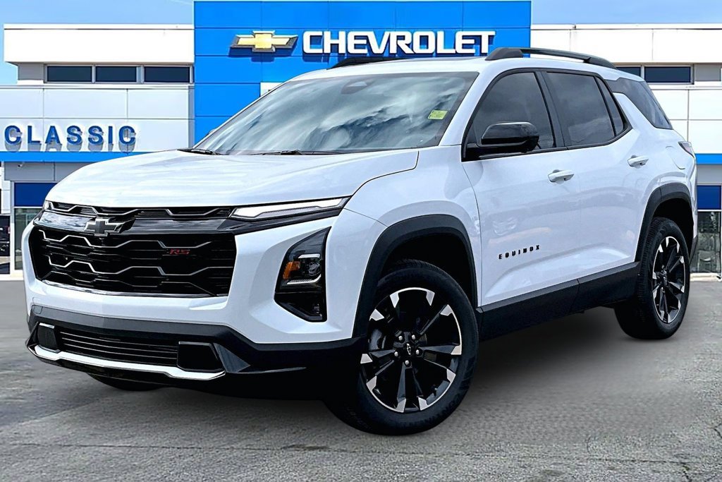 New 2027 Chevrolet Equinox RS w/ Safety and Technology Package FWD image 2