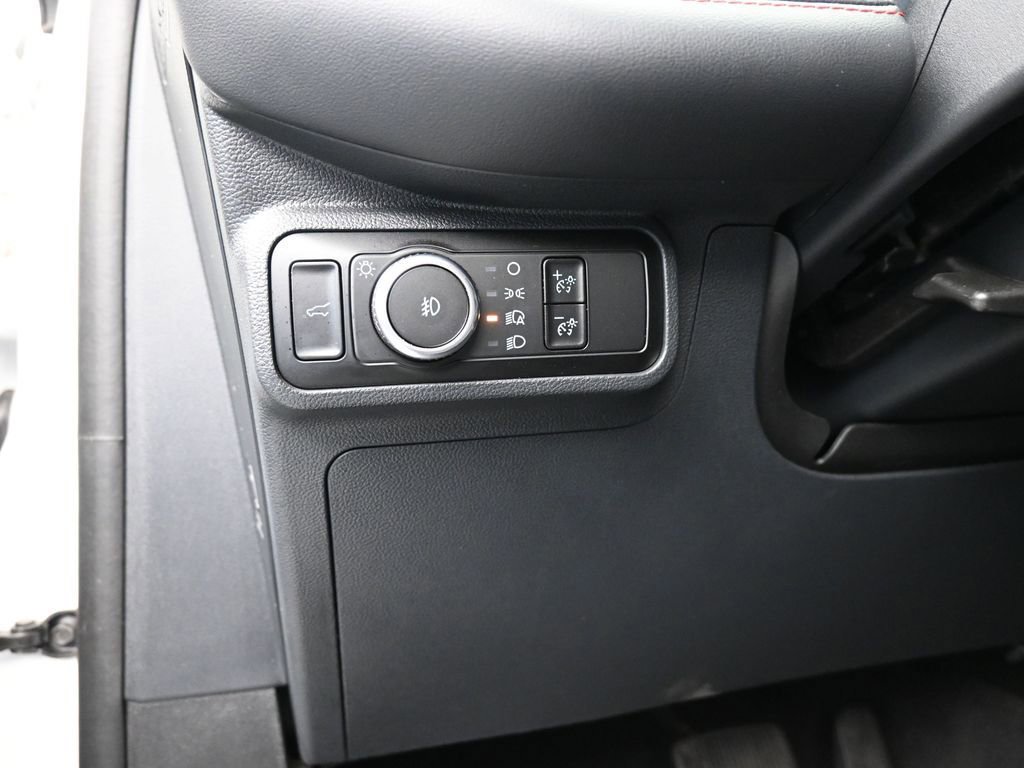 Used 2025 Ford Explorer ST-Line image 14