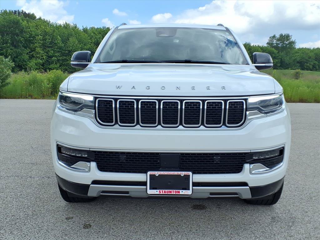Used 2024 Jeep Wagoneer L Series II w/ Flexible Seating Group AWD/4WD image 31