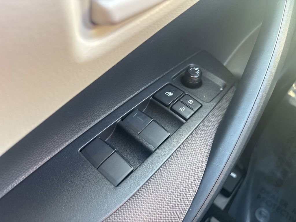 Used 2024 Toyota Corolla LE image 17