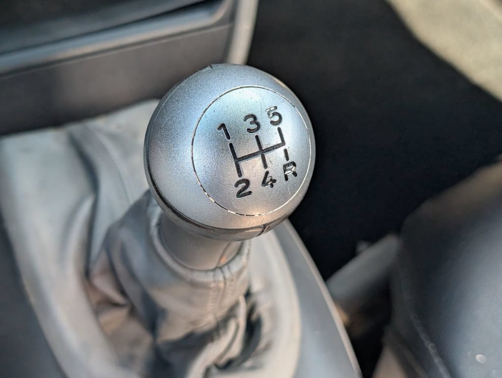Used 1999 Porsche Boxster RWD image 17
