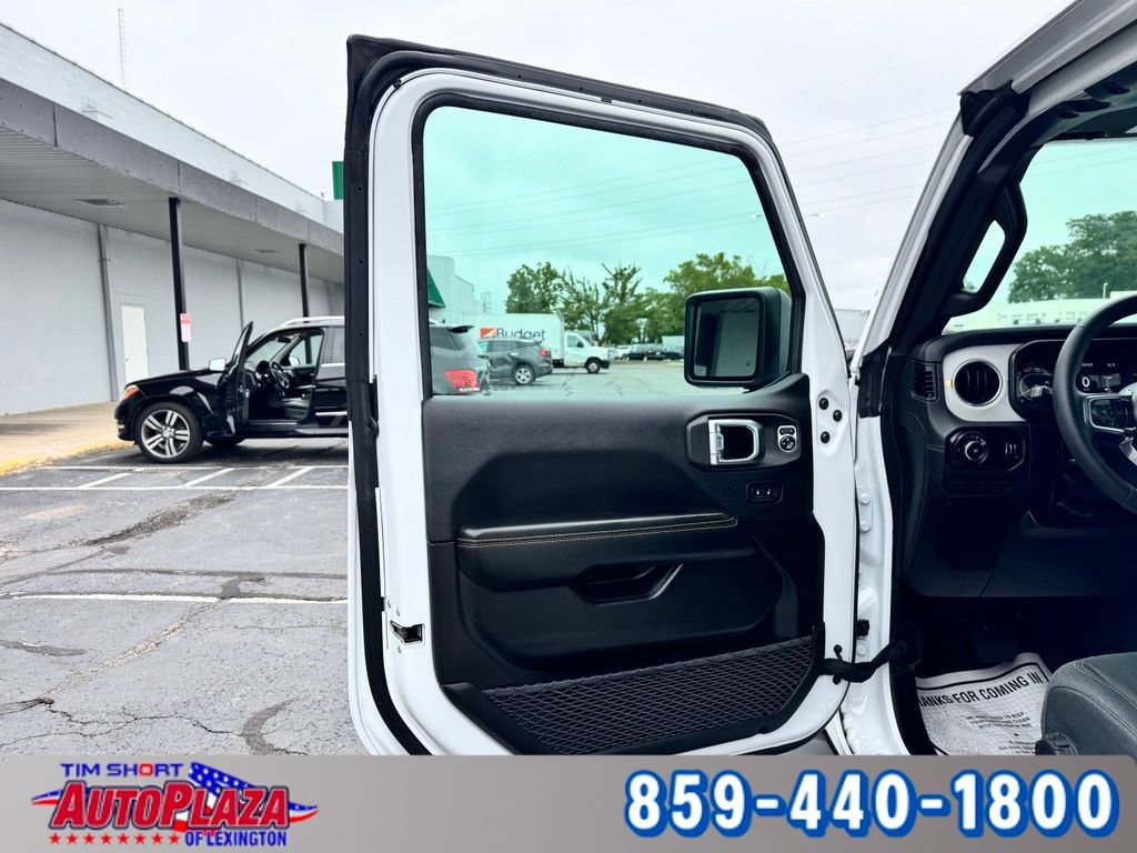Used 2026 Jeep Wrangler Unlimited Sahara AWD/4WD image 46