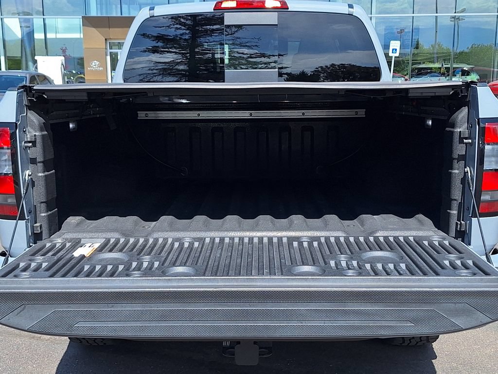 Used 2023 Nissan Frontier PRO-4X w/ Pro Convenience Package AWD/4WD image 29