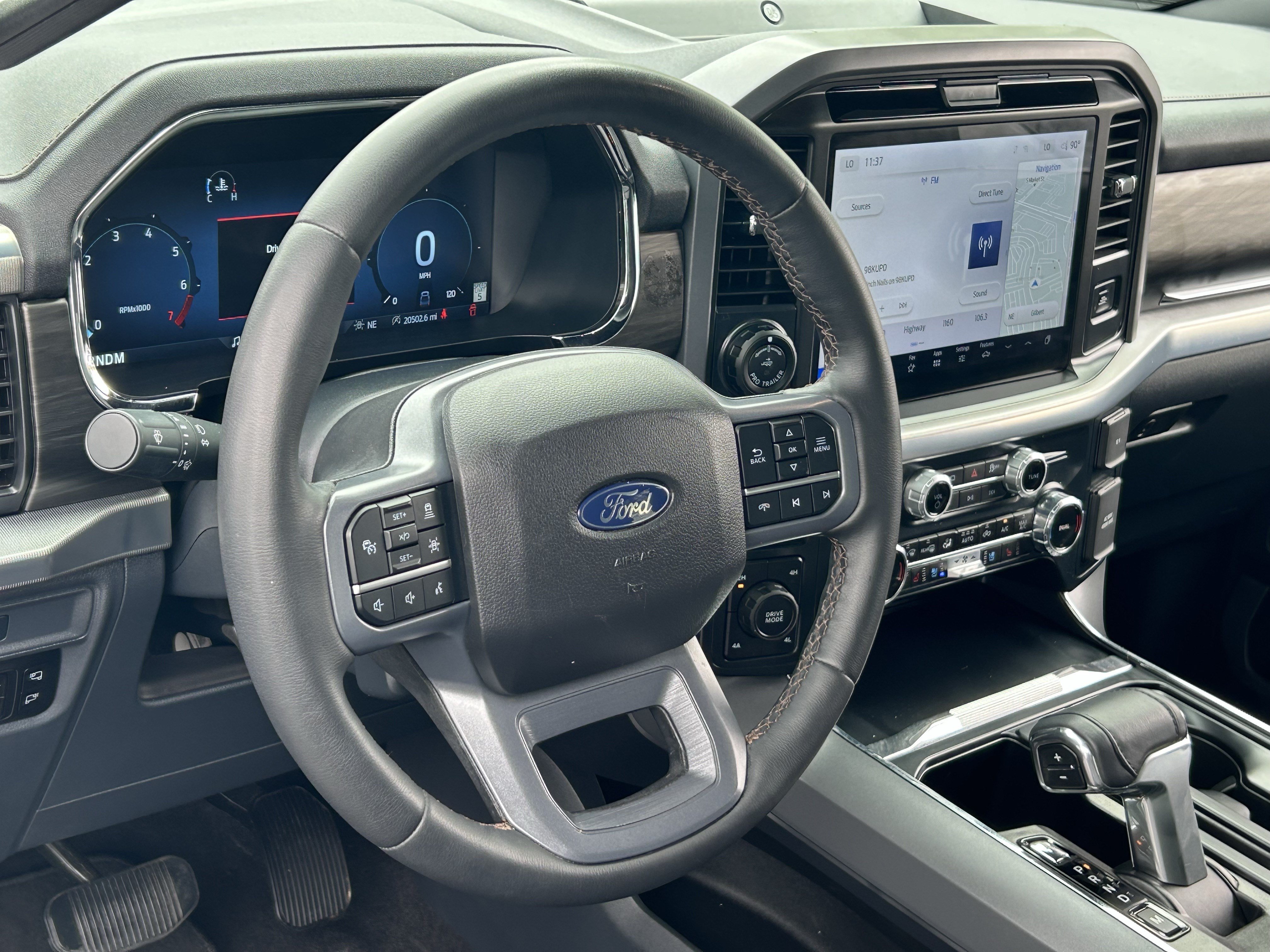 Used 2025 Ford F150 Lariat AWD/4WD image 27