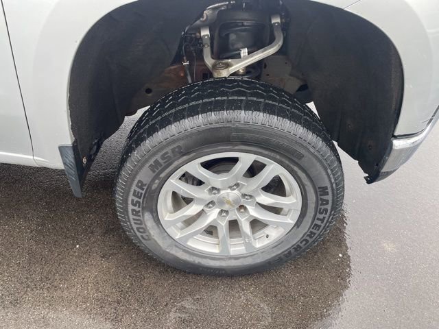 Used 2019 Chevrolet Silverado 1500 LT w/ All-Star Edition image 24