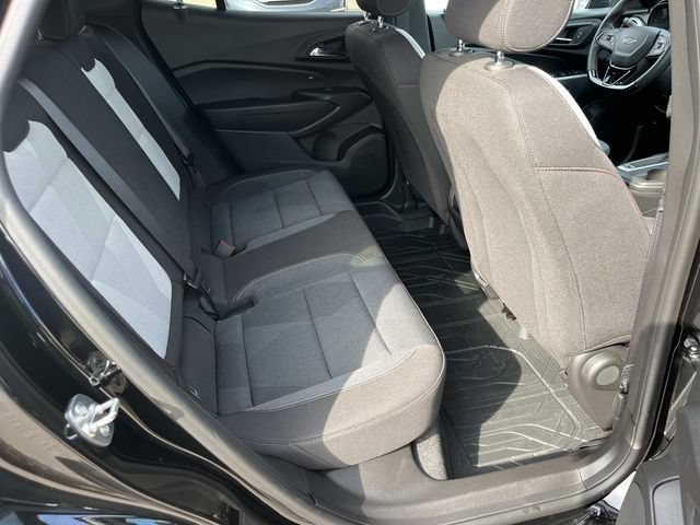 Certified 2025 Chevrolet Trax RS w/ Driver Confidence Package FWD image 21