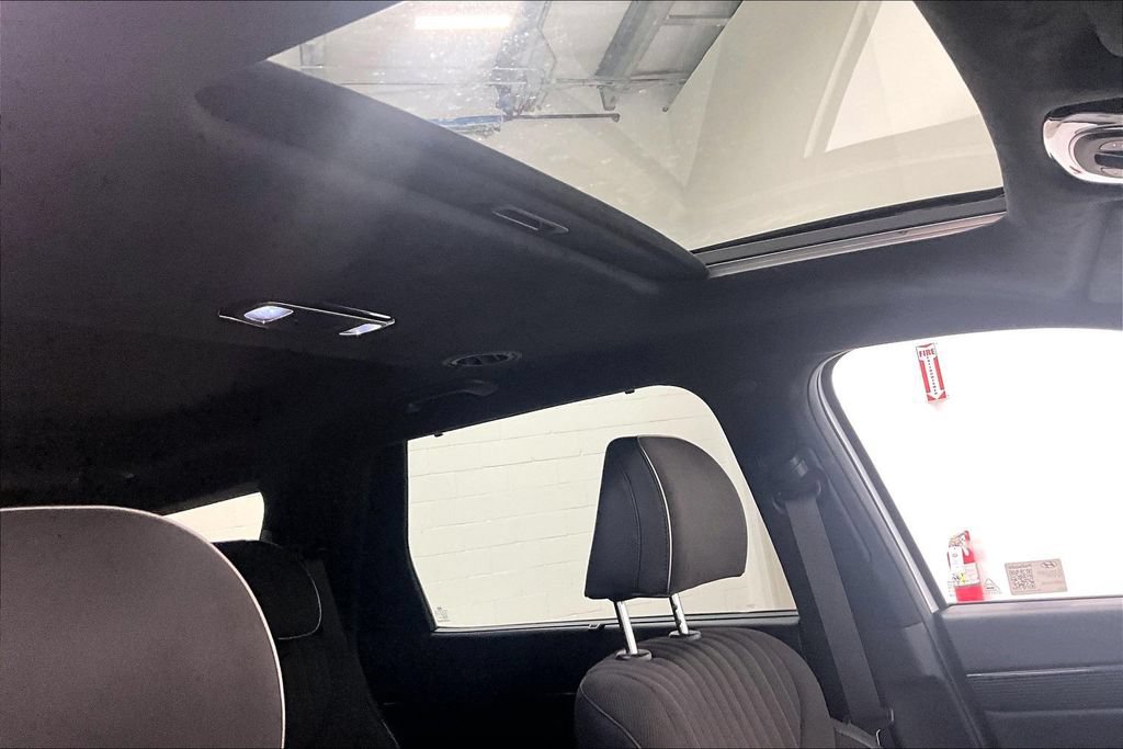 Used 2025 Hyundai Palisade Calligraphy AWD/4WD image 17