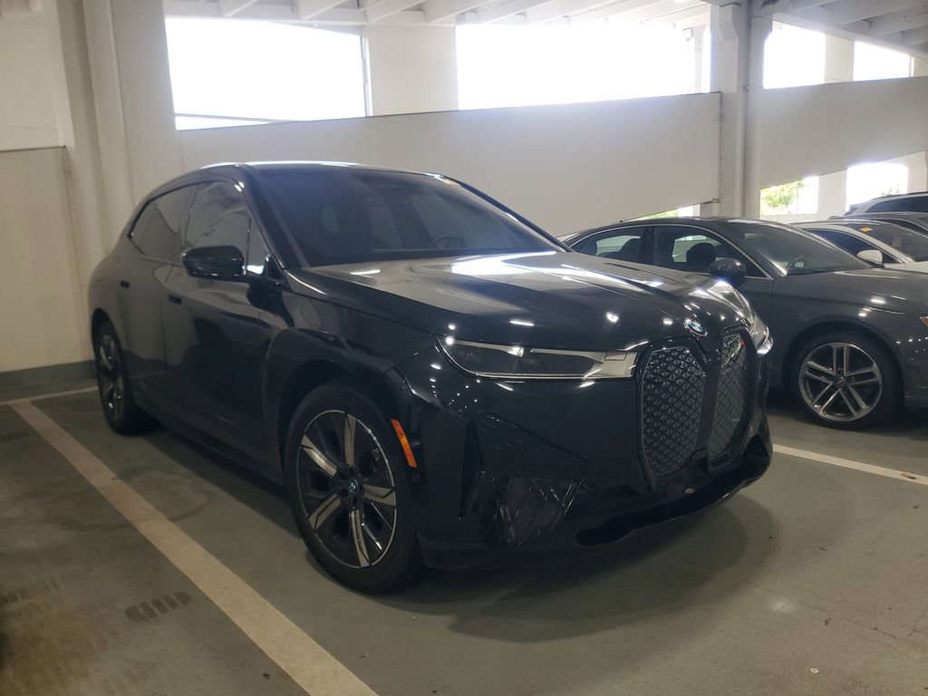 Used 2024 BMW iX xDrive50 w/ Sport Package image 2