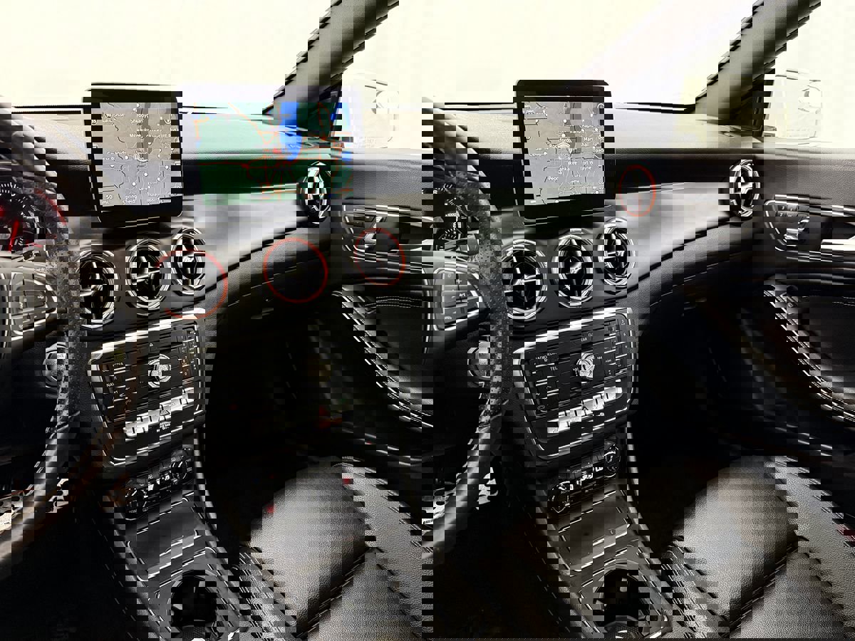 Used 2017 Mercedes-Benz CLA 250 4MATIC image 15