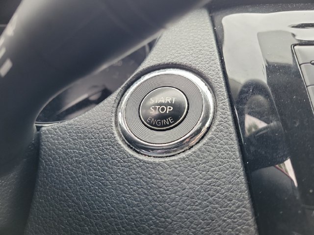 Used 2018 Nissan Rogue SV FWD image 31
