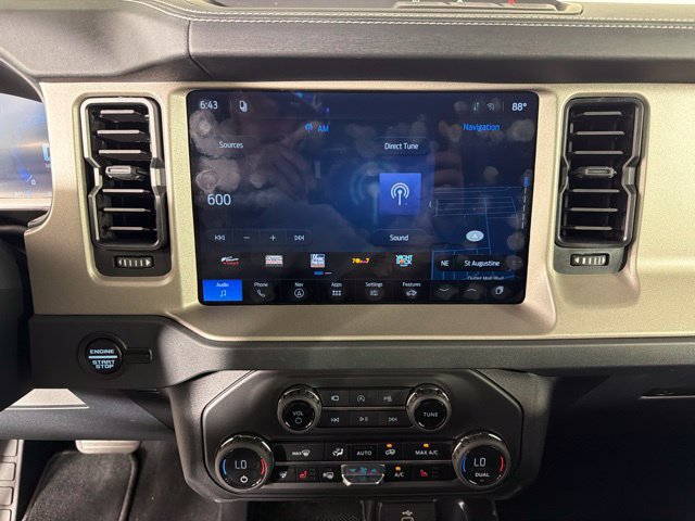 Used 2026 Ford Bronco Outer Banks AWD/4WD image 25
