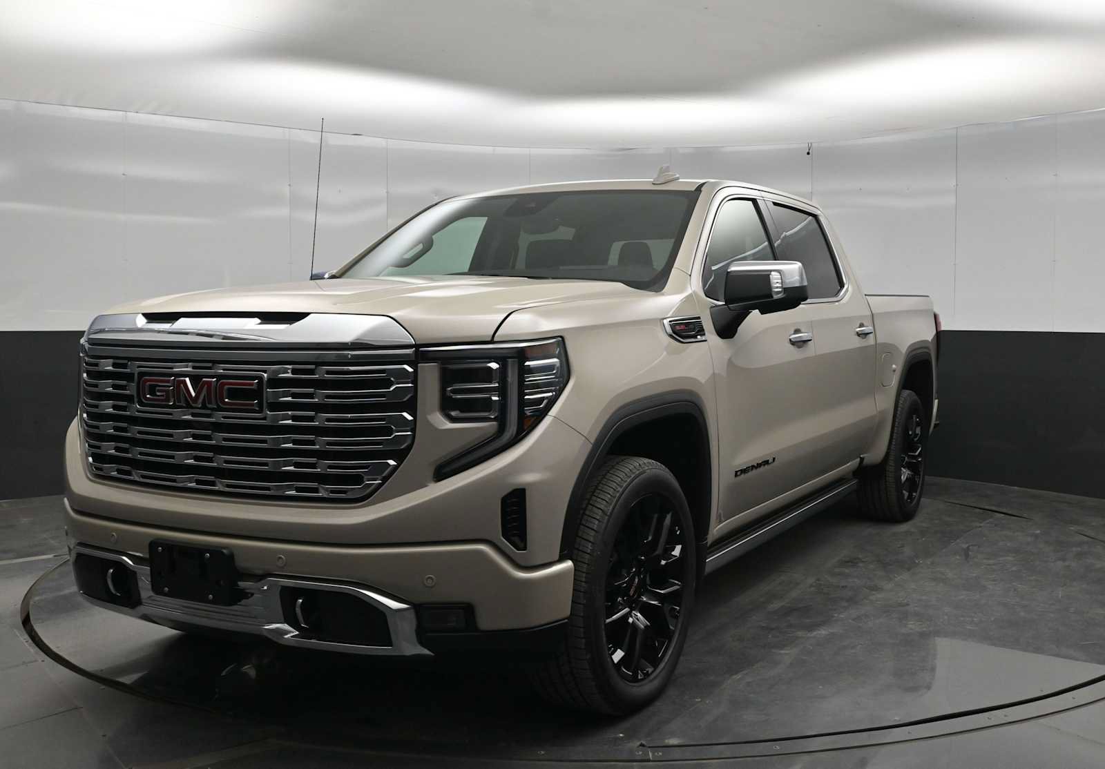 New 2026 GMC Sierra 1500 Denali AWD/4WD image 3