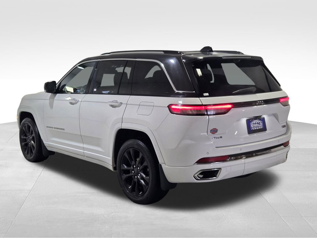 Used 2023 Jeep Grand Cherokee Overland w/ Luxury Tech Group IV image 23