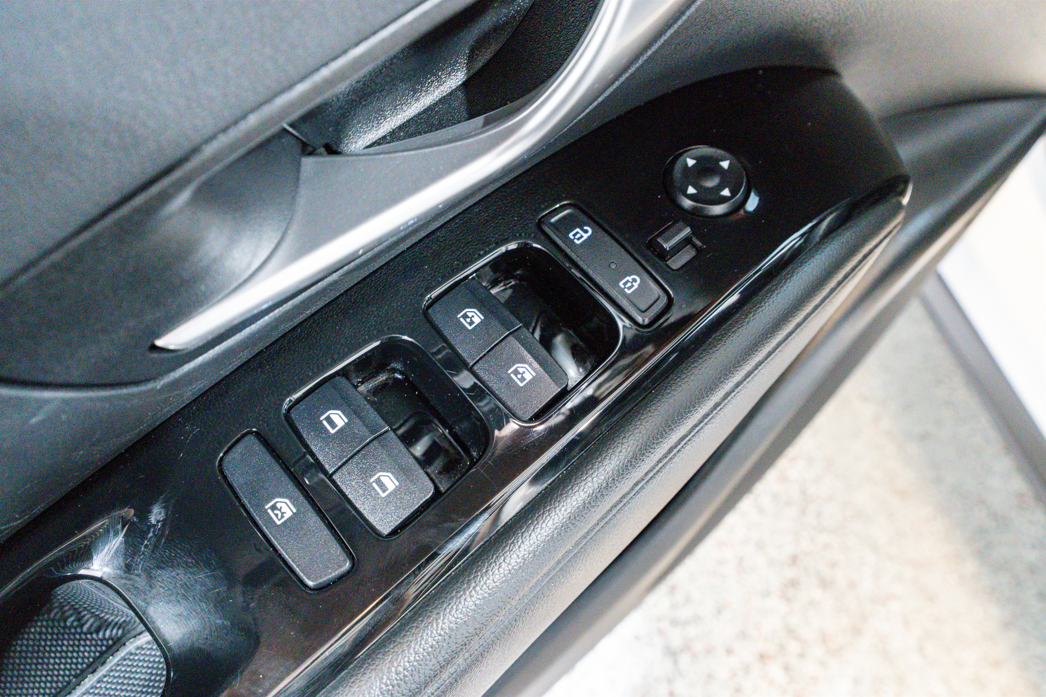 Used 2022 Hyundai Santa Cruz Limited image 16