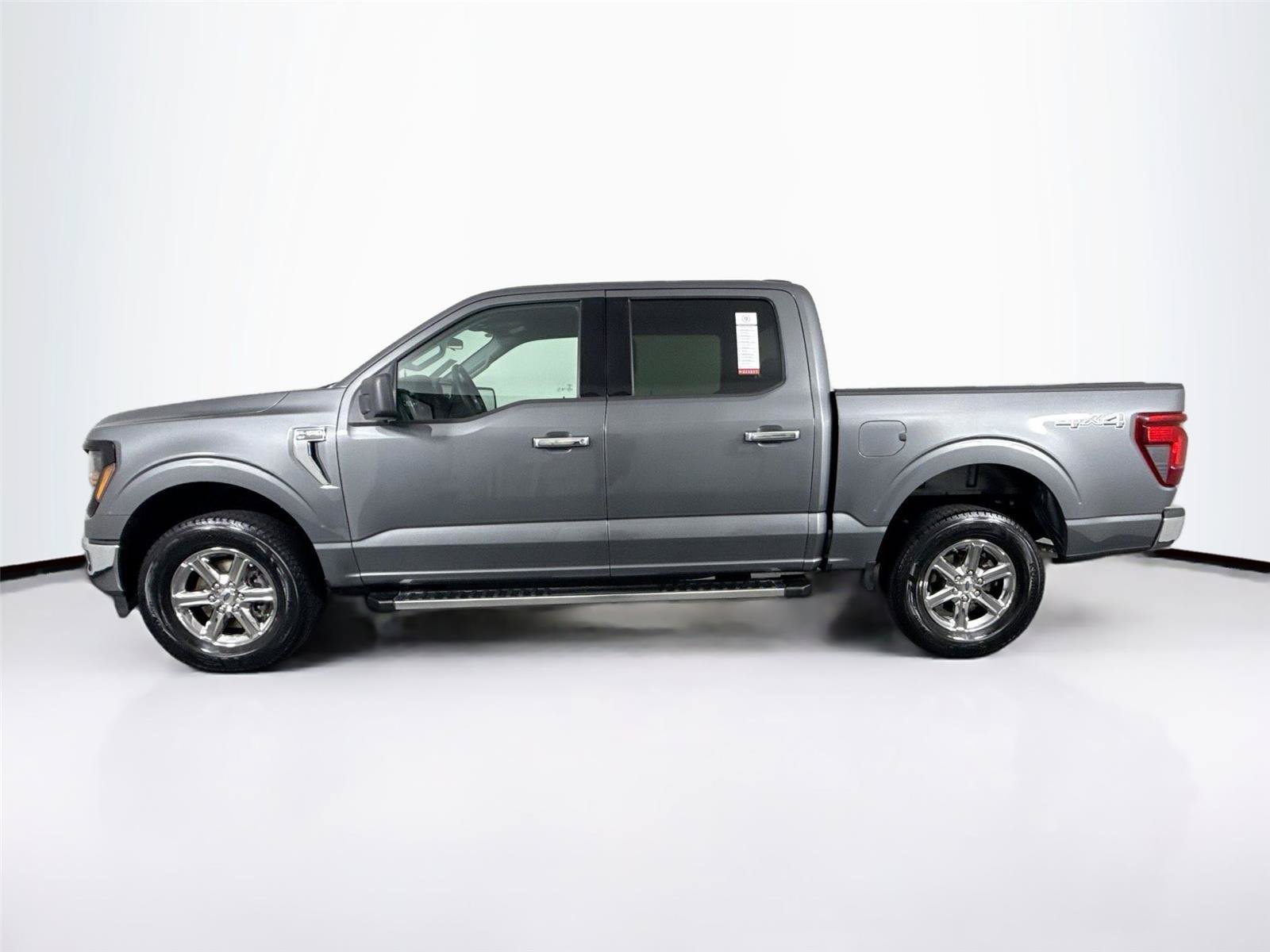 Used 2025 Ford F150 XLT w/ Equipment Group 301A Standard AWD/4WD image 12