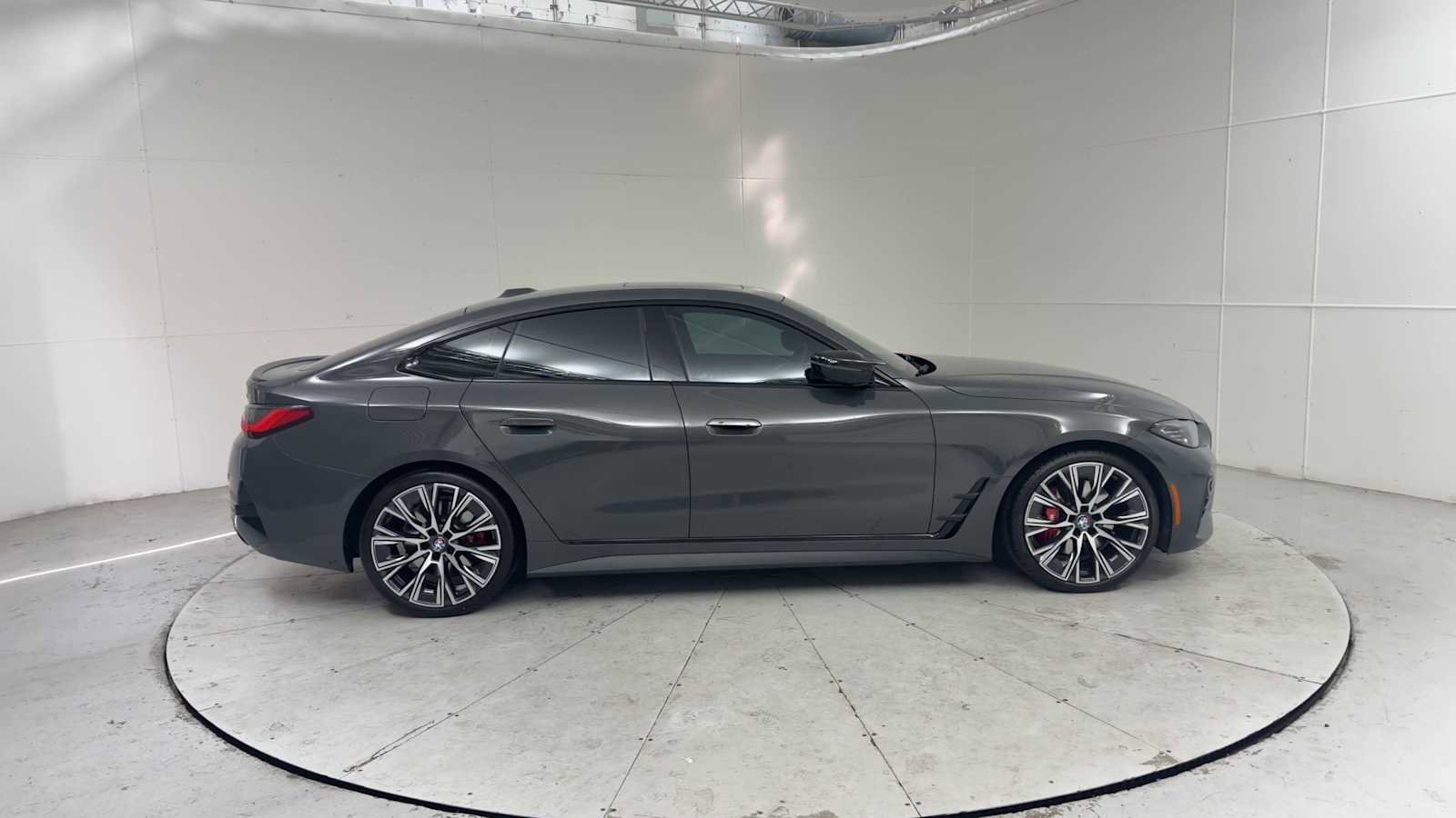 Used 2022 BMW M440i xDrive Gran Coupe w/ Shadowloine Package AWD/4WD image 9