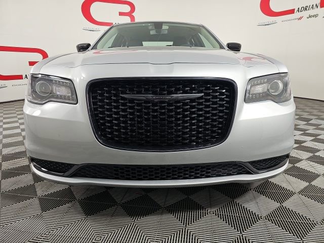Certified 2023 Chrysler 300 Touring w/ Sport Appearance Package image 2